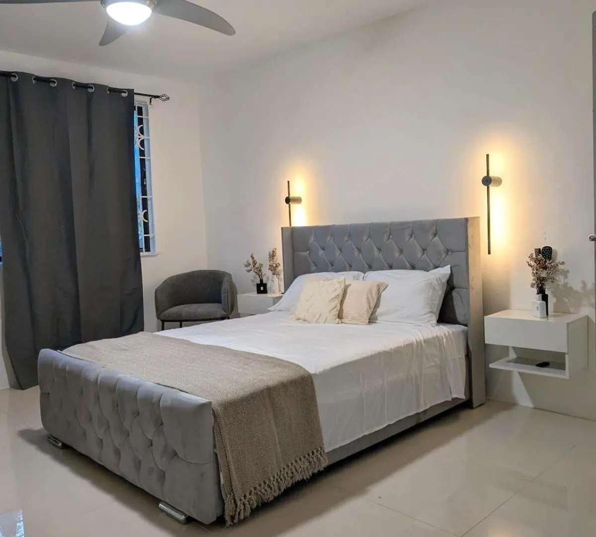 Holiday home The Opulent Manor - Bob Marley Museum 1 Minute Away Villa Kingston