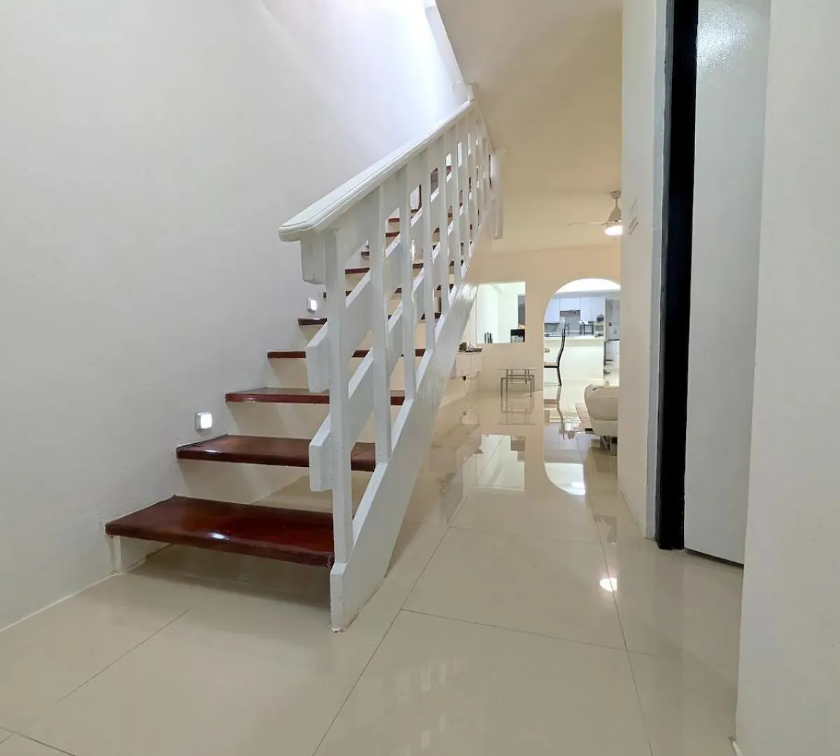 بيت للعطل فيلا The Opulent Manor - Bob Marley Museum 1 Minute Away كينغستون